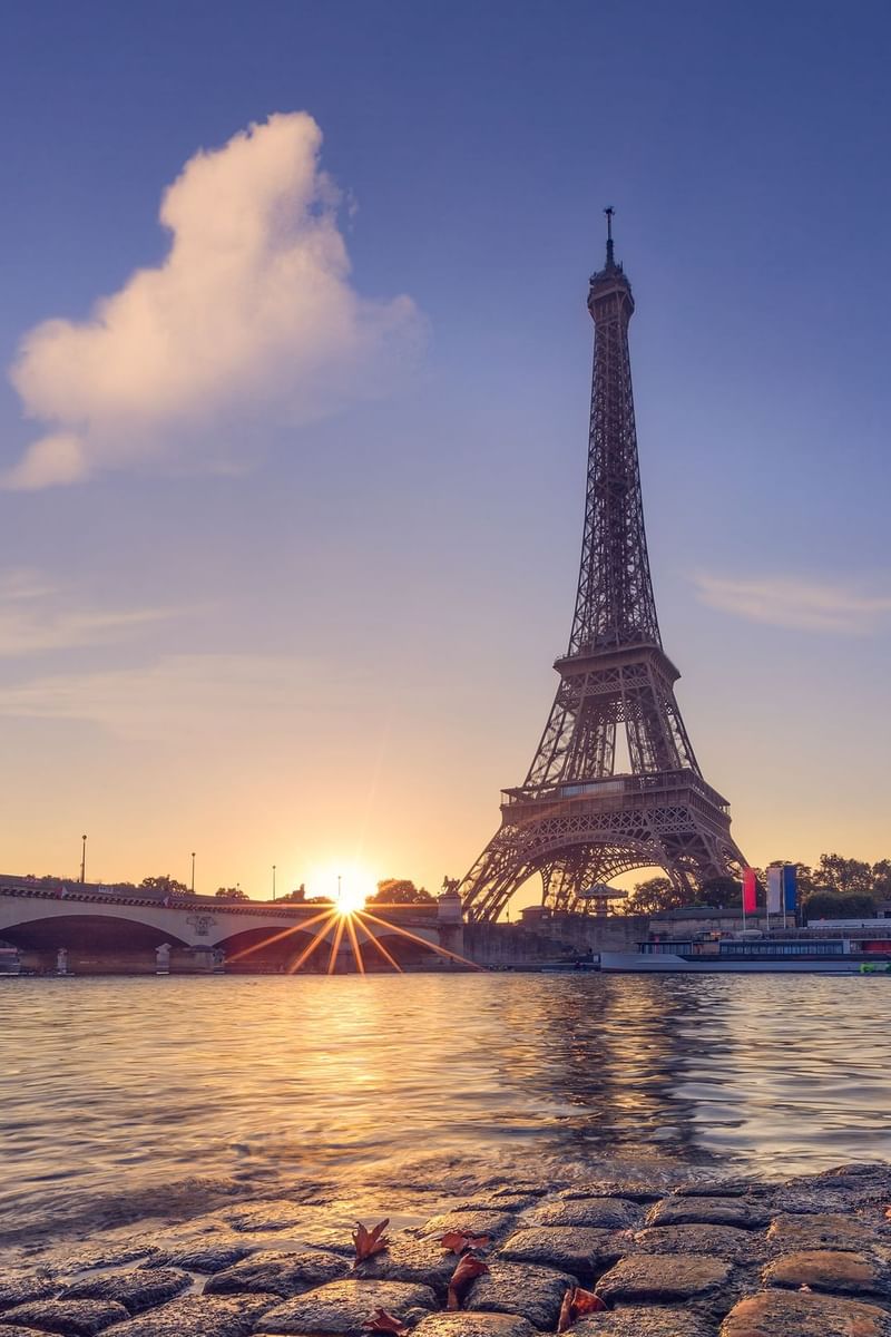 Splendid view of the Eiffel Tower near Oceania Hotels