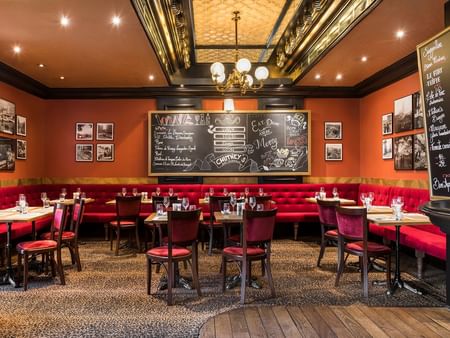 Chutneys Restaurant dining area at Warwick Brussels