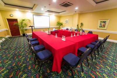 u-shaped conference room