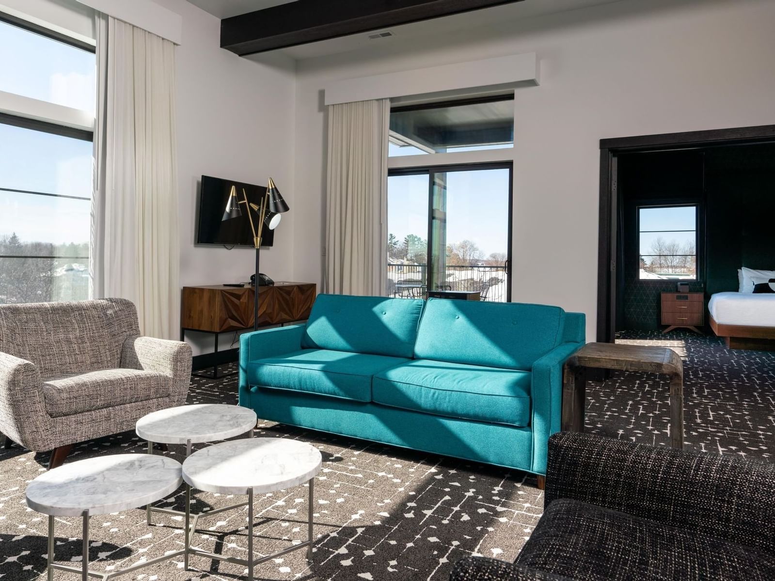 Earl suite living room
