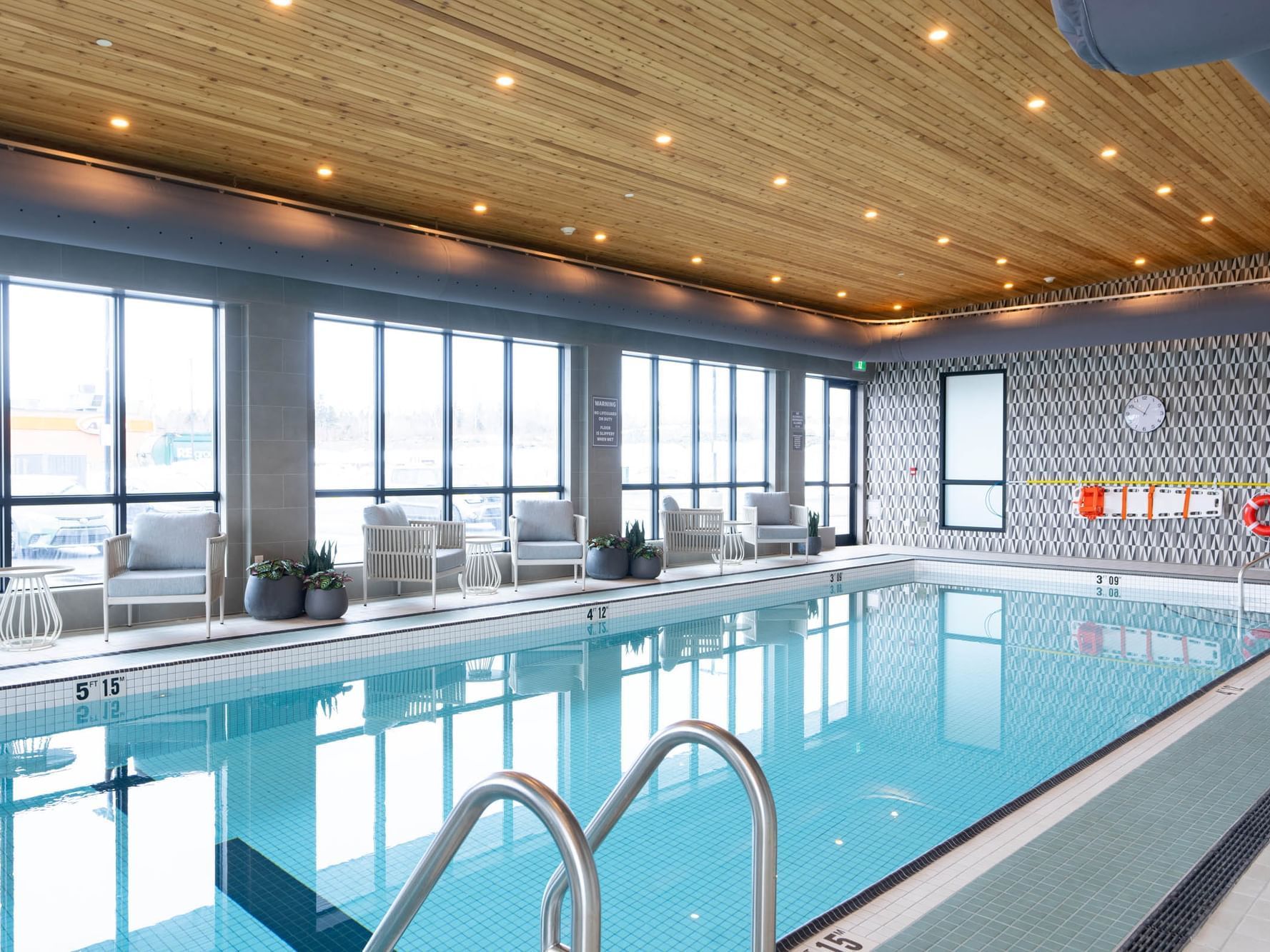 Sandman Signature Dartmouth Hotel & Suites Indoor Pool | Sandman Signature Dartmouth Hotel & Suites