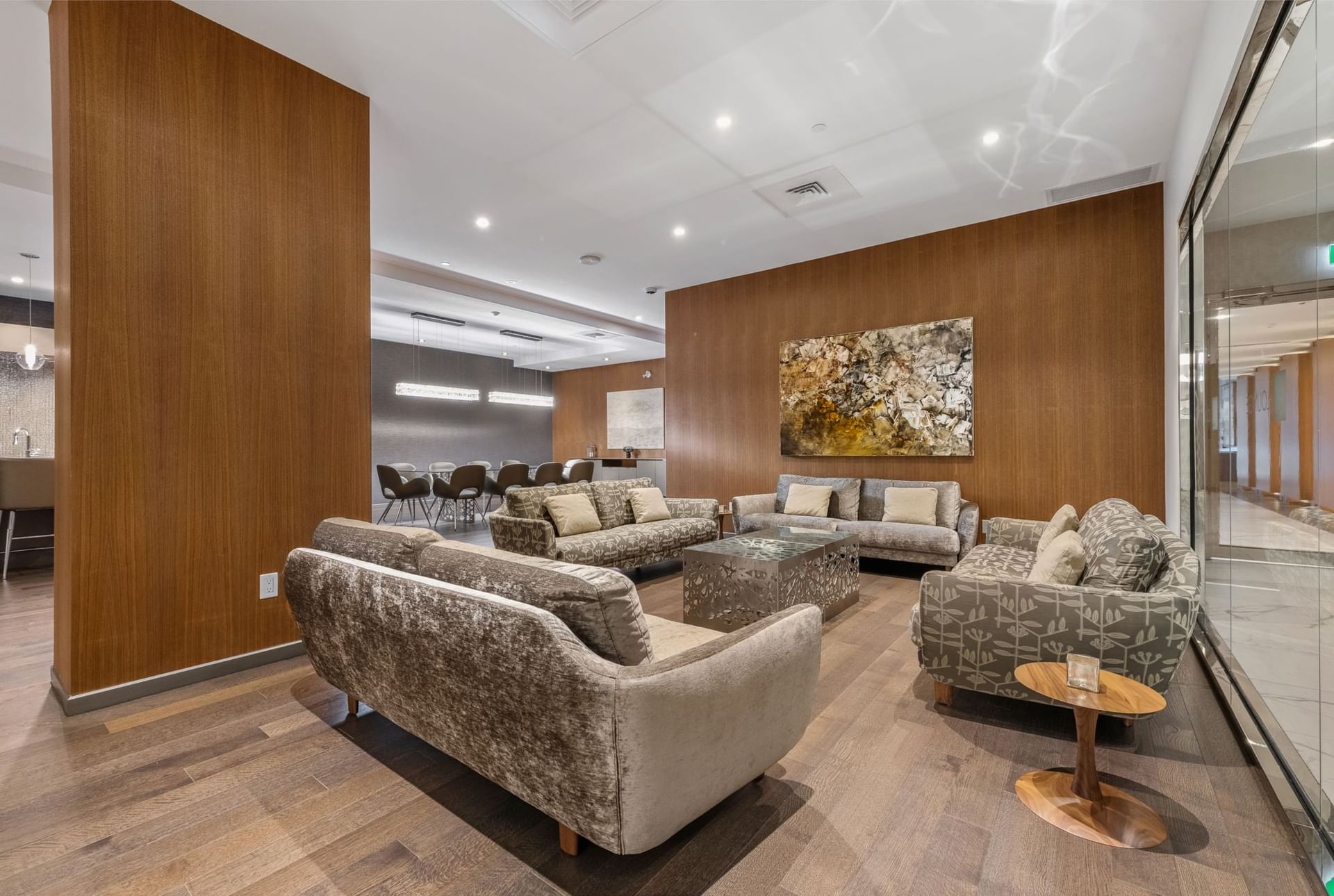 Lounge and dining area with plush seating at ReStays Ottawa