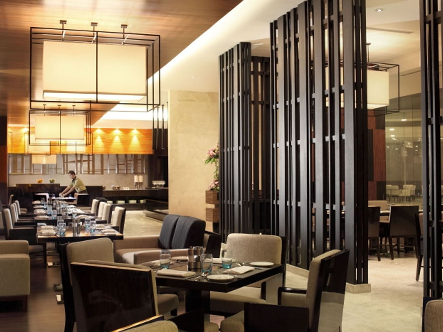 Dining tables arranged in GRIS Restaurant Semarang at Po Hotel Semarang