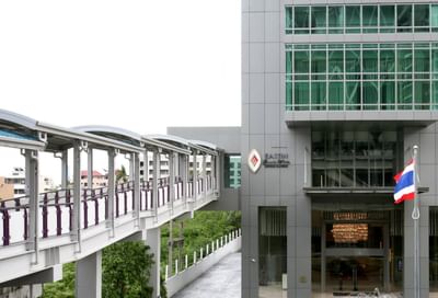Exterior View of Eastin Grand Hotel Sathorn Bangkok