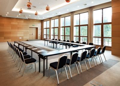 U-shaped table in a Meeting room at Ana Hotels Sport
