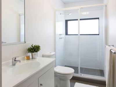 WSU Campbelltown Village - Shared Apartment Bathroom