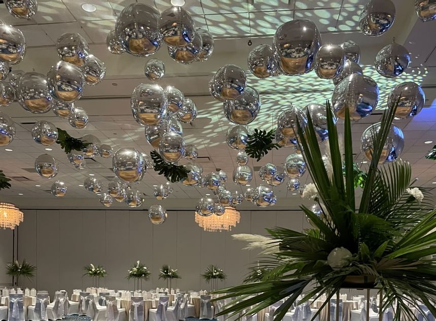Wedding decorations with wedding balloons, Ocean Place Resort