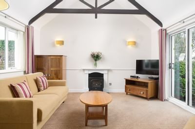 Woodford Bridge Country Club One Bedroom Lodge Refurbished Livin