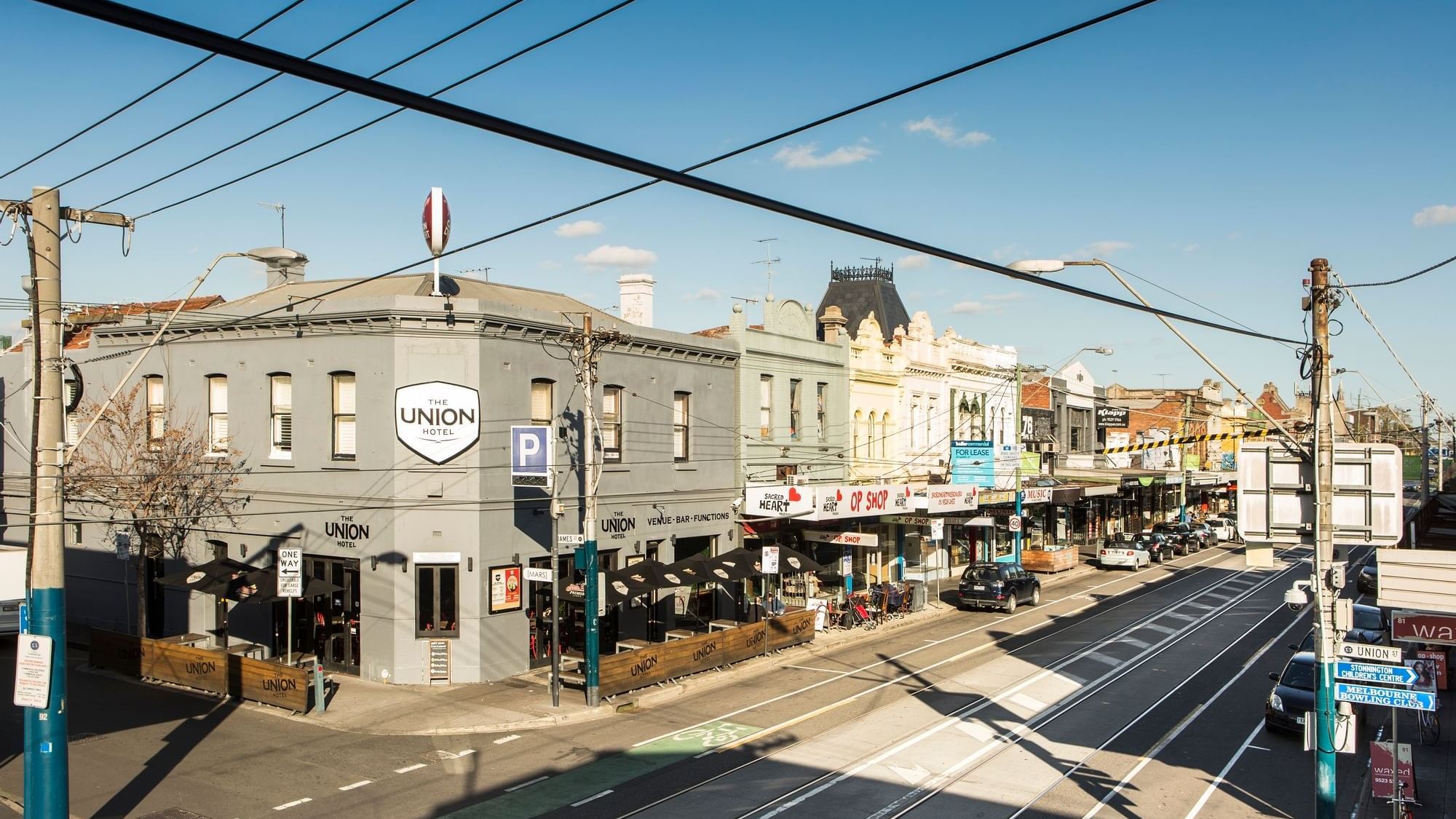 Buildings in Chapel Street Precinct near Como Hotel Melbourne