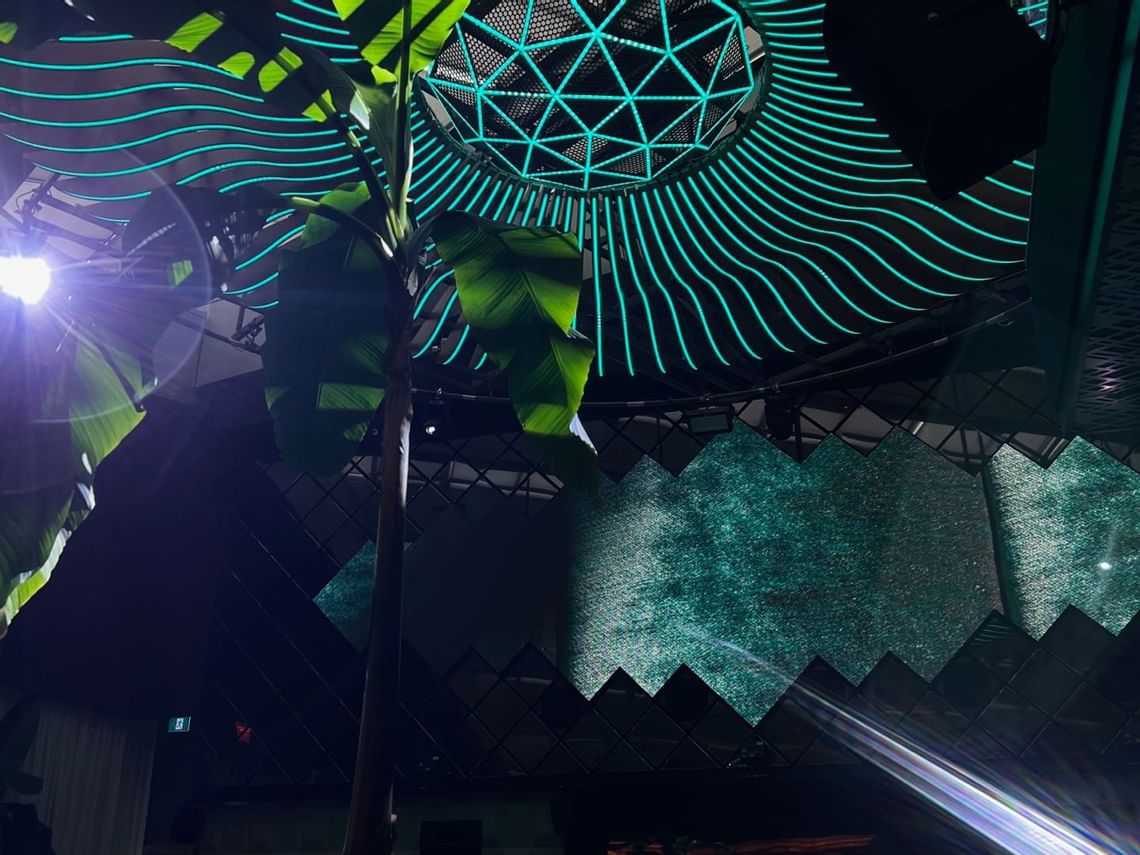 Mansion Club Dining at Paradox Hotel Vancouver