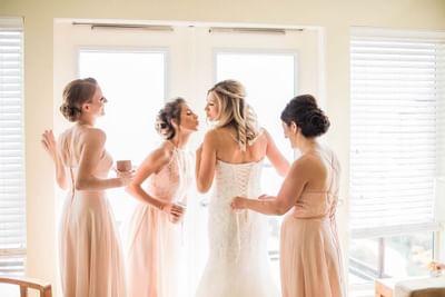 wedding girls in room