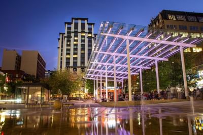 Exterior view of Paramount Hotel Portland at night