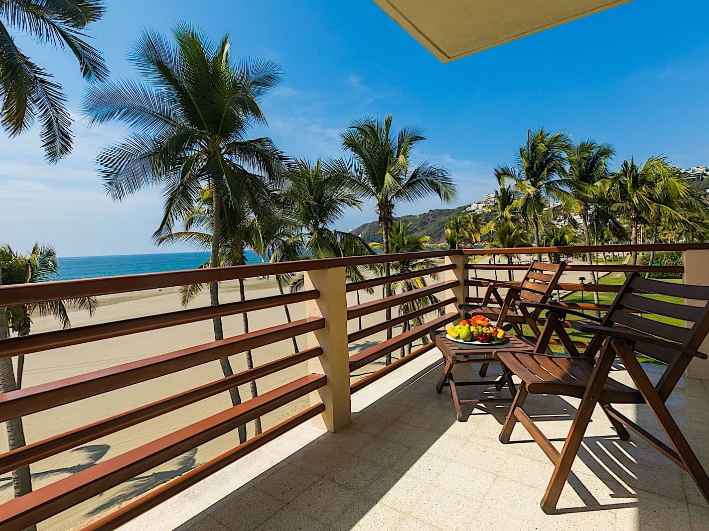 Lounging chairs with beach view at Pierre Mundo Imperial