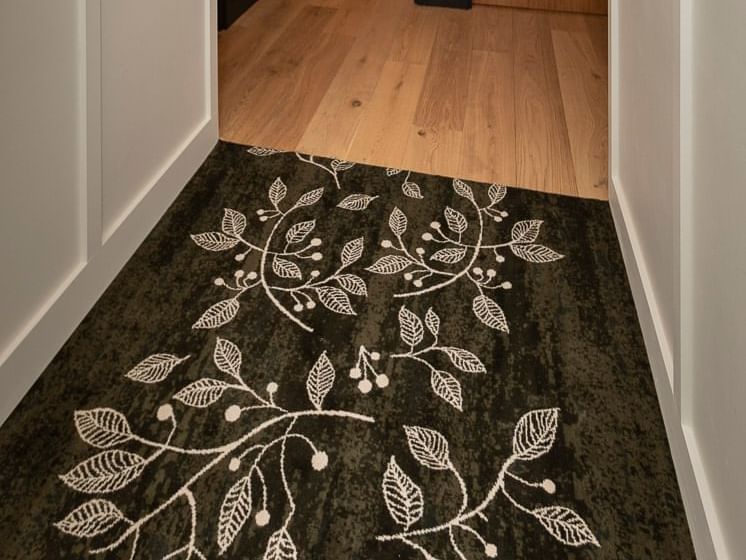 Hallway carpet at White Mountain Hotel