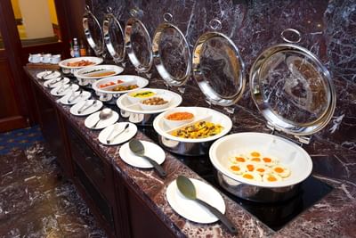 Breakfast buffet served at Royal on the Park Hotel