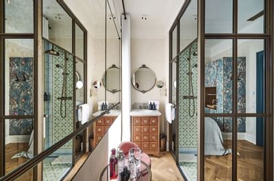 Badezimmer im Hotelzimmer Petit, Hotel MOTTO Wien