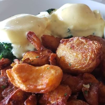 A delicious breakfast in dockside at Granville Island Hotel