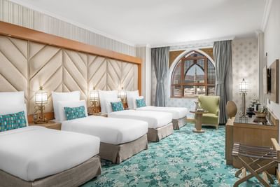 Queen bed in Executive Quadruple Room at Elaf Al Taqwa