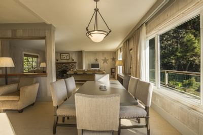 Dining area for six in Heritage suite at Heritage House Resort