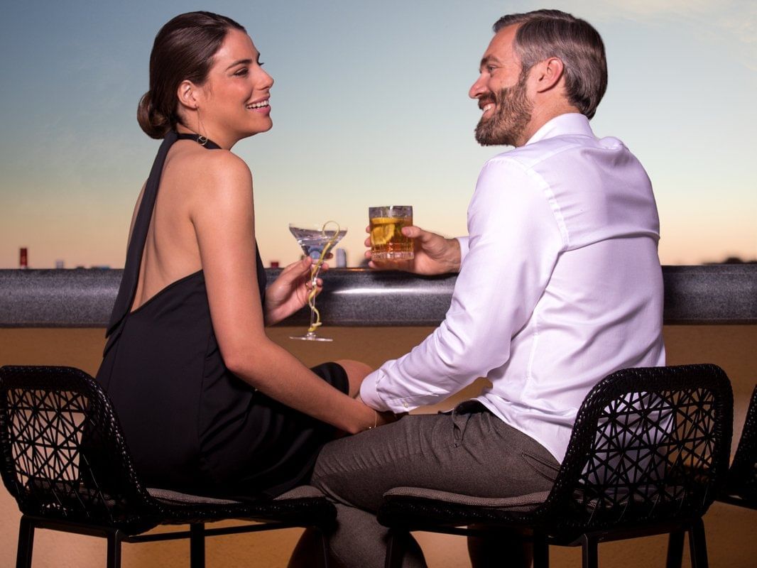 Couple at MAI dining at Live Aqua Private Residences Los Cabos