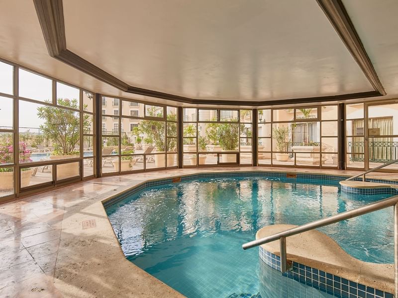 Indoor pool area at Fiesta Americana México