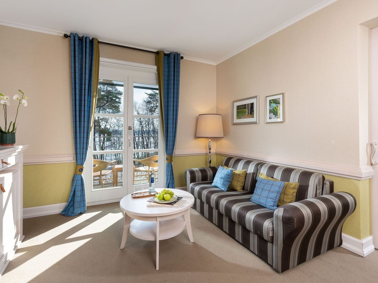 Living area in suite at Precise Resort Bad Saarow