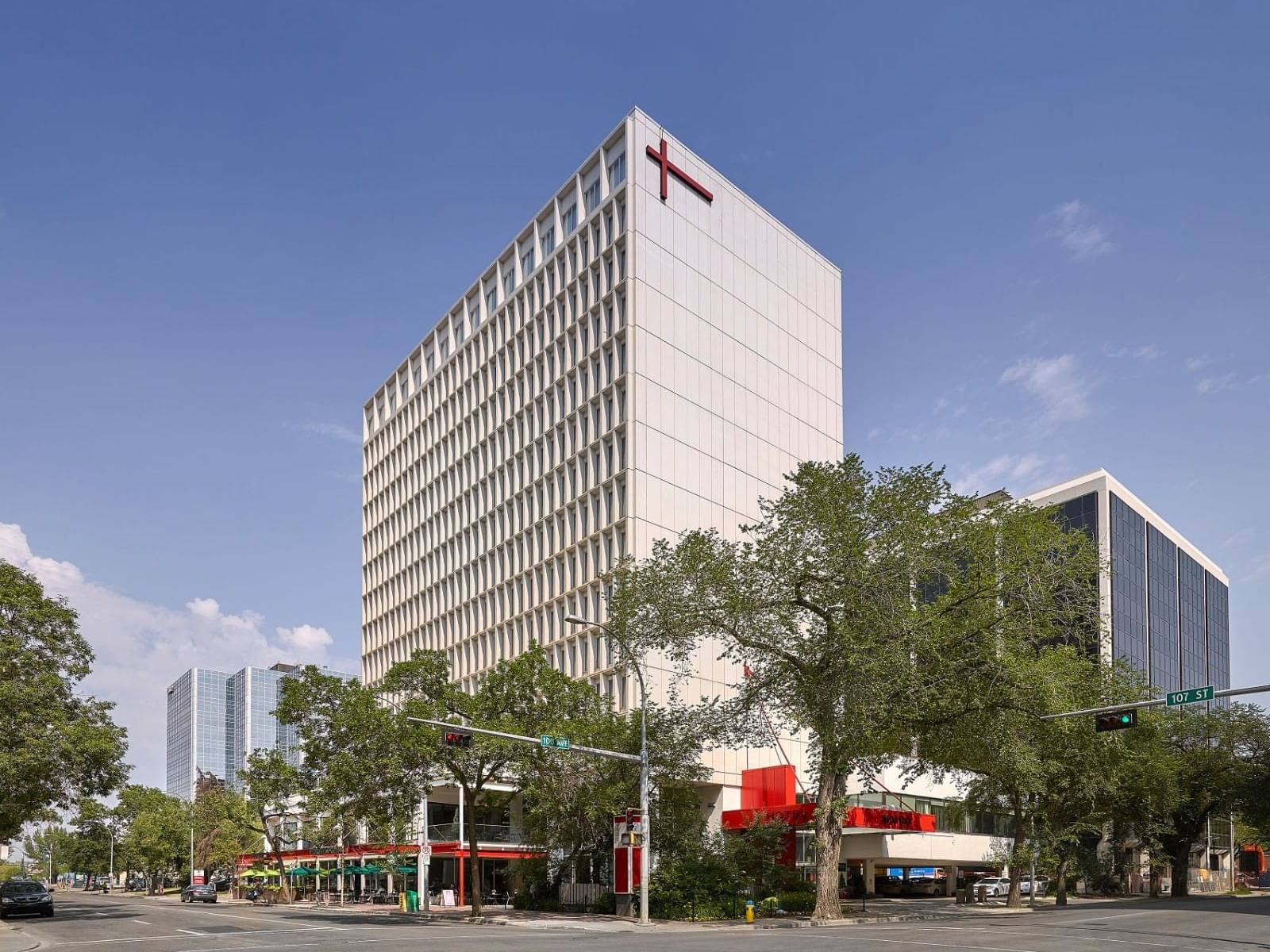 Exterior view of the hotel & car park at Matrix Hotel