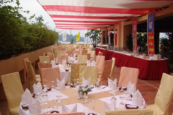 Halong Plaza Hotel Party Venue with Bay View