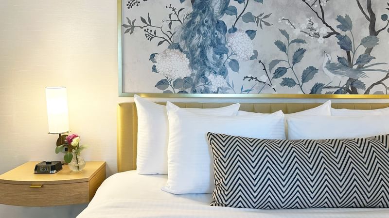 Executive King Room Warwick allerton chicago