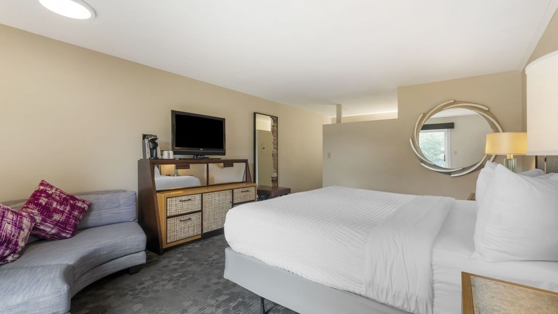 King Room Ground Level Terrace Ogunquit Maine