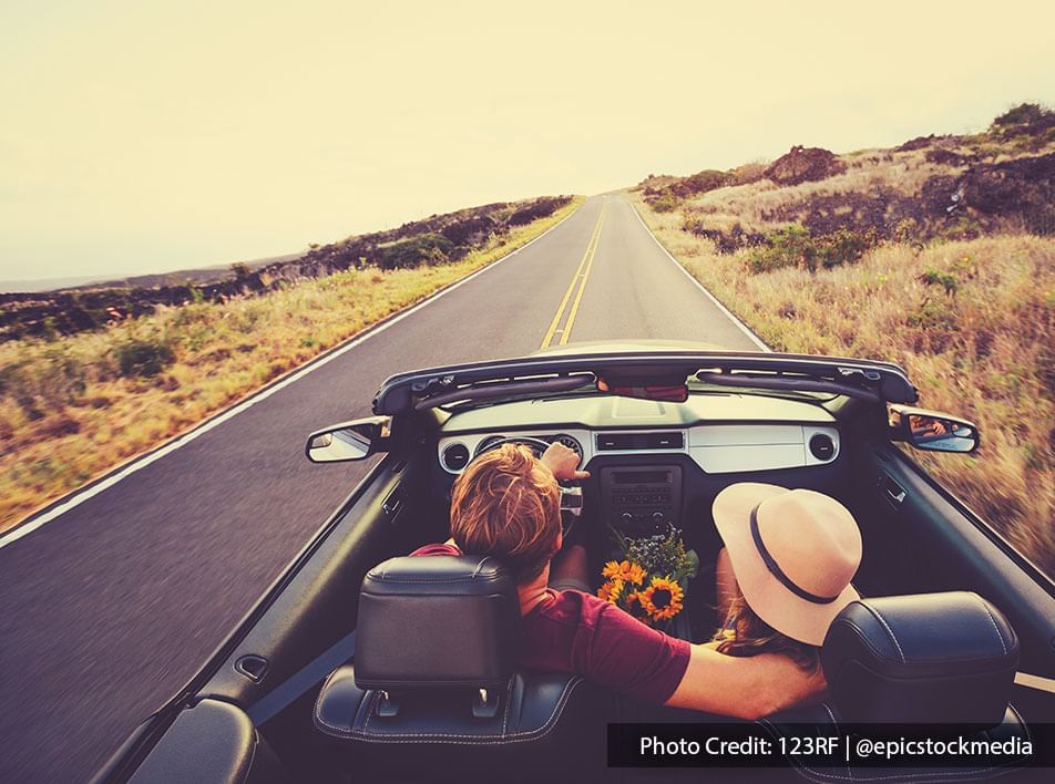 couple having road trip