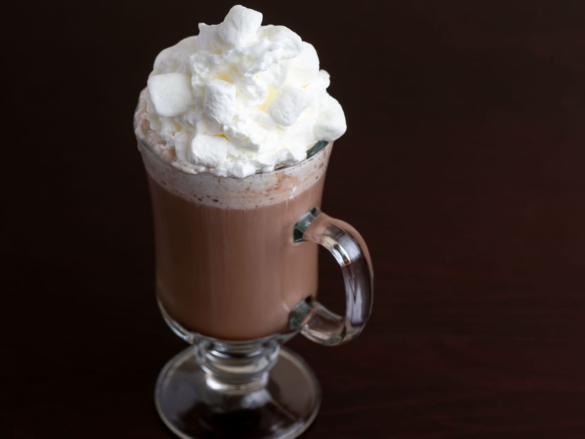 Cena Lounge Aprés Lounge Deer Valley The Chateaux Dining