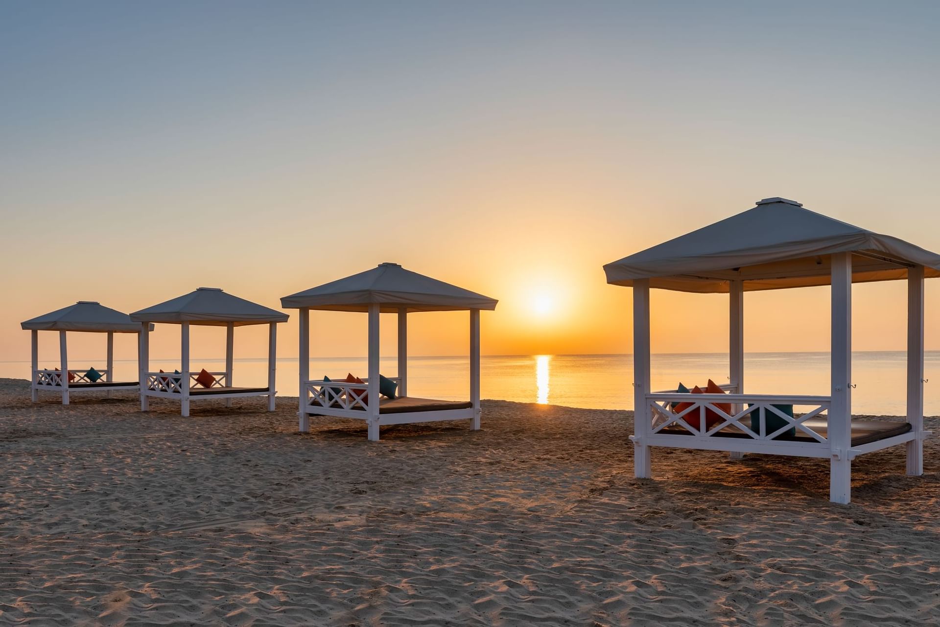 Sealine Beach a Murwab Resort. Силайн Бич Доха. Катар пляжи. Prenses Sealine Beach Hotel 3*.