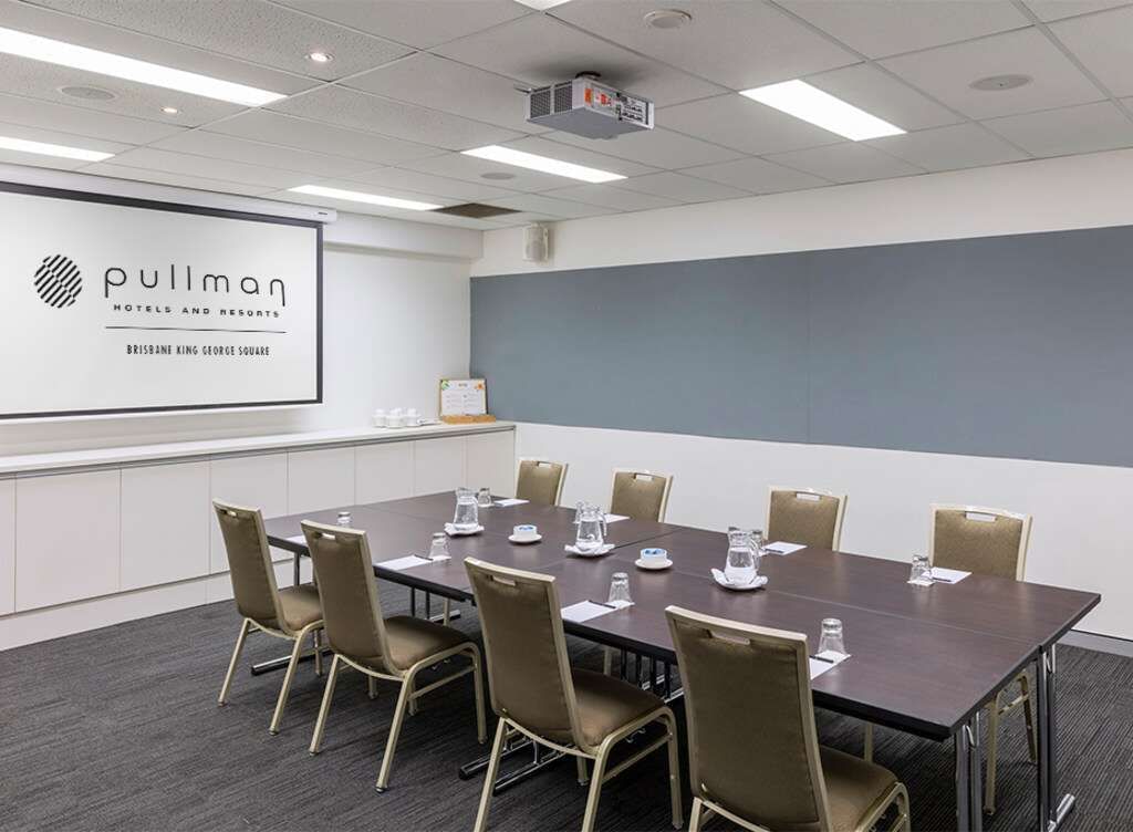 Olivers Boardroom at Pullman and Mercure King George Square Bris