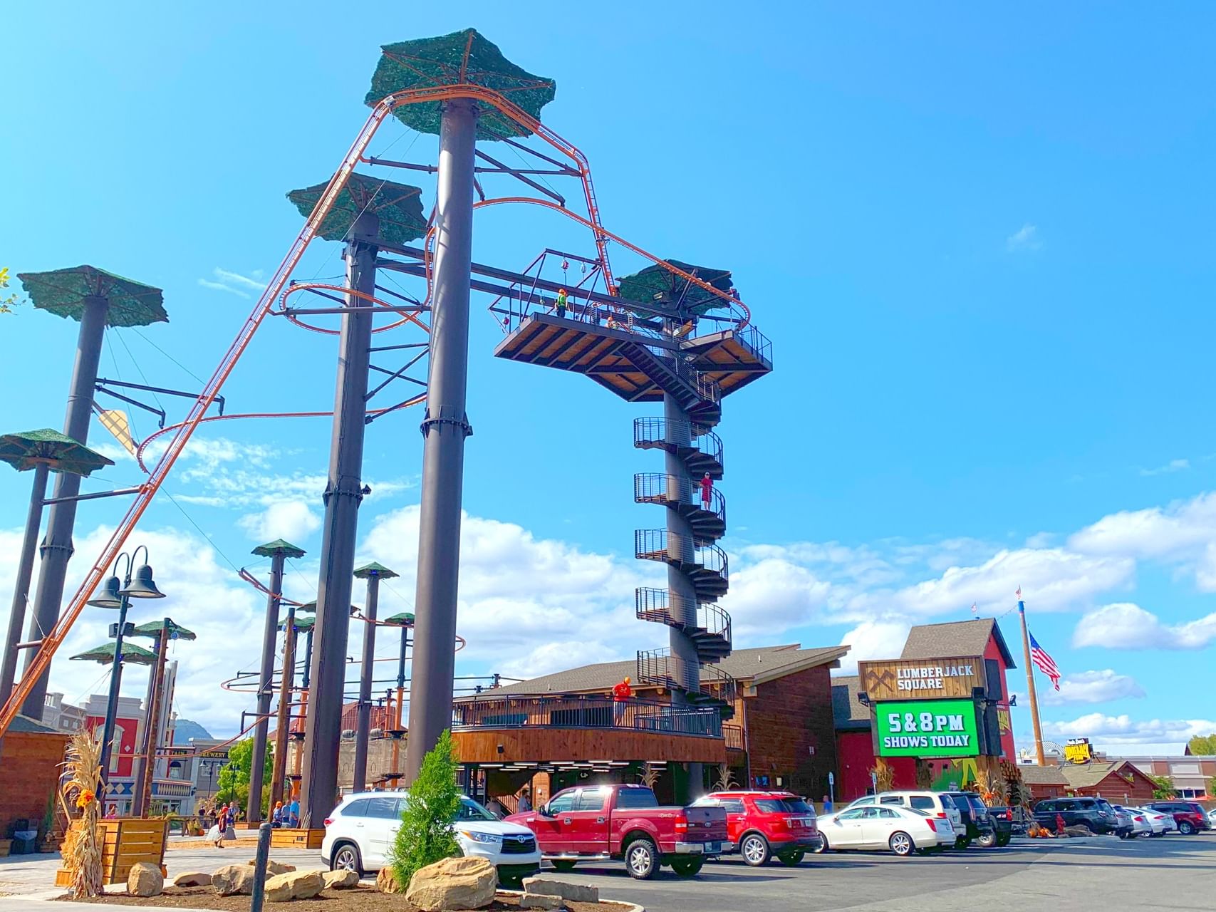 Paula Deen’s Lumberjack Feud Supper Show in Pigeon Forge, TN