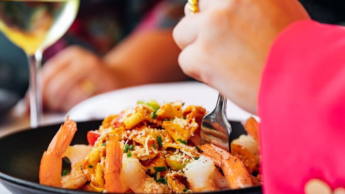 Fresh seasonal produce with a focus on sustainability and local 