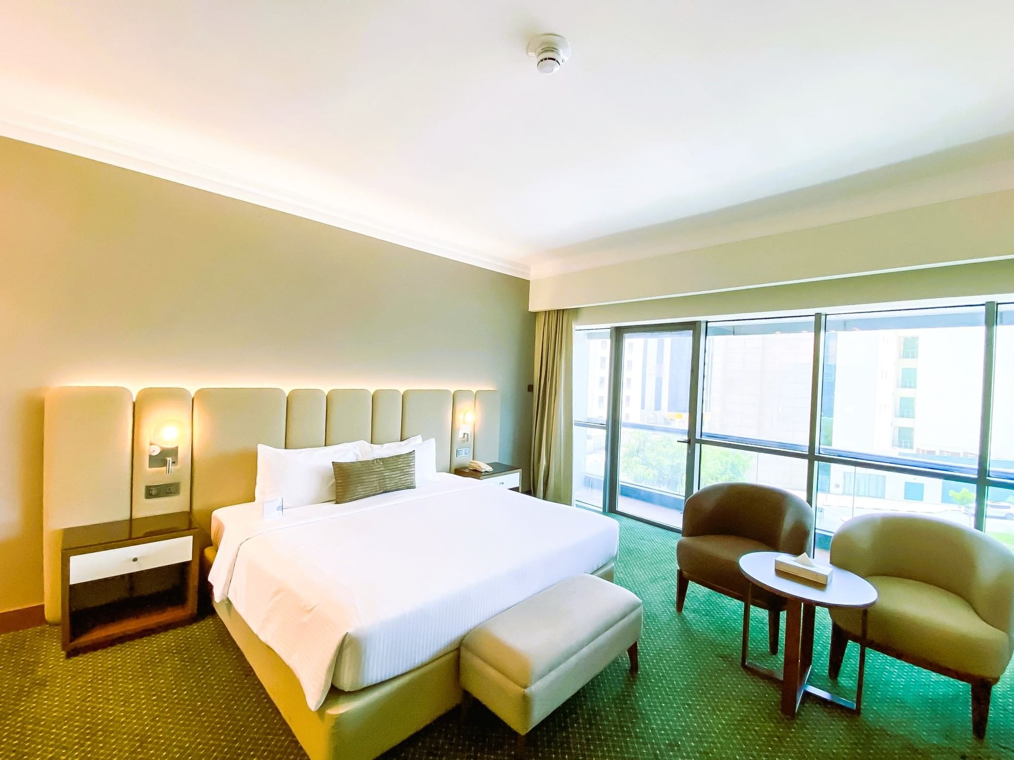 City Seasons Dubai Hotel Deluxe Room