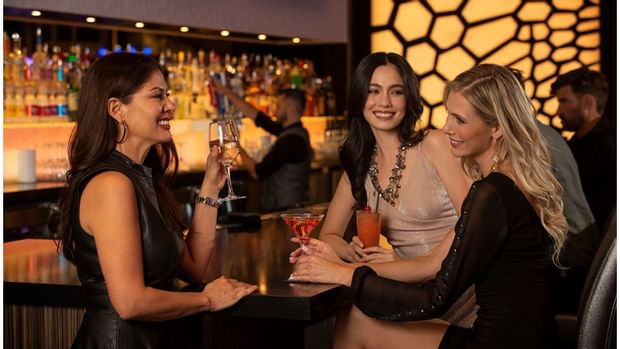 Casino Center Bar