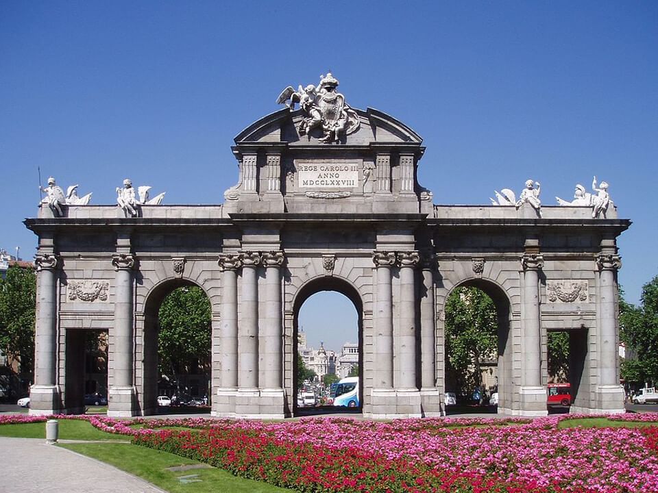 What to see in Madrid in 2 days Puerta de Alcalá Plaza Cibeles and Fuente de Neptuno