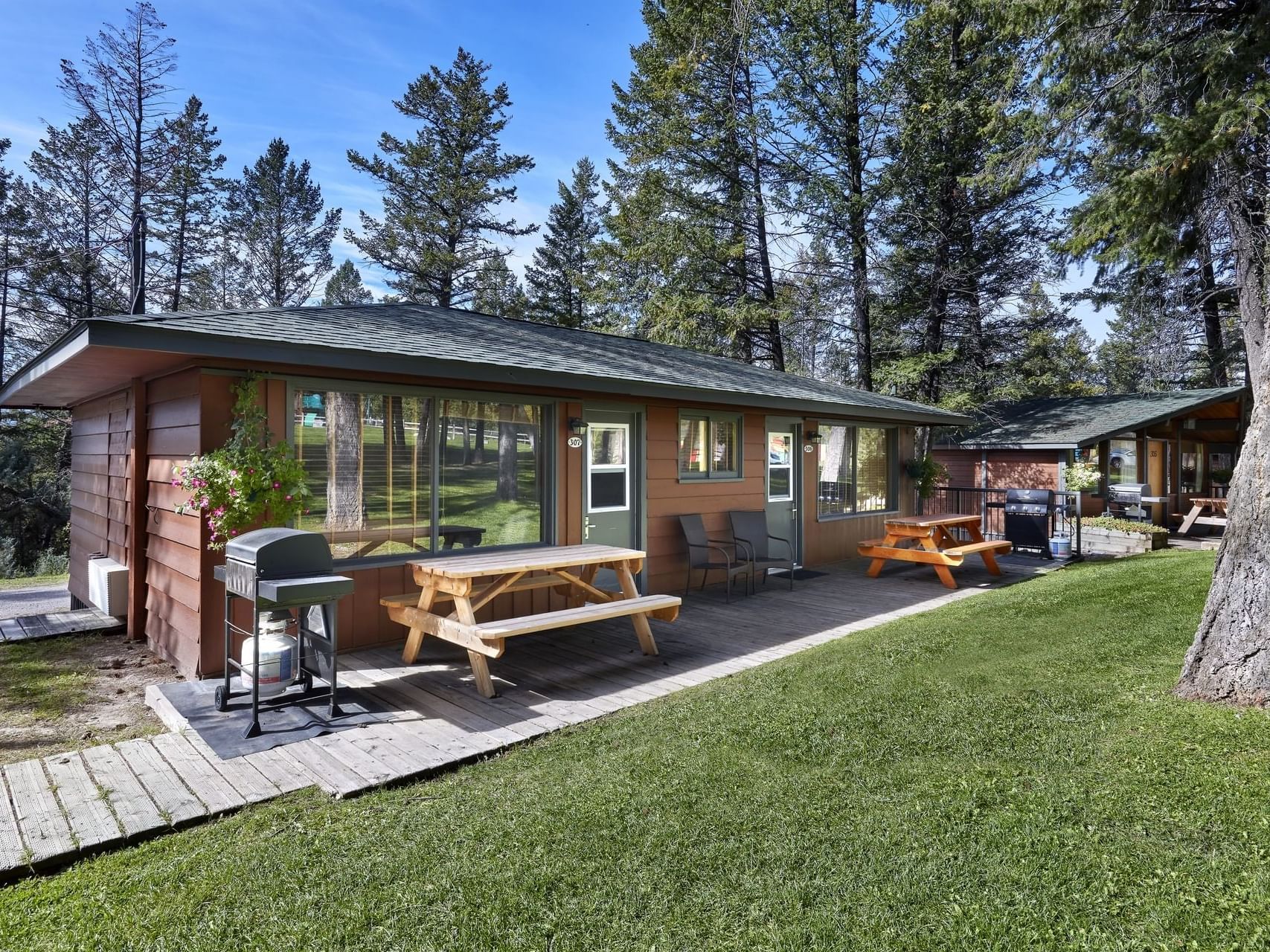 The exterior of Duplex Cabin with Pullout Sofa at Fairmont Hot Springs Resort