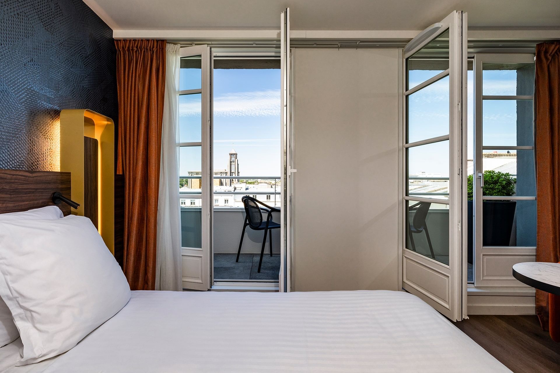 Chambre avec vue sur la ville à l'Oceania Le Conti Brest