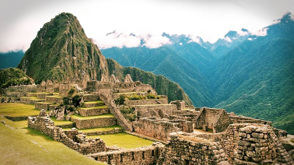 Hiking routes in Machu Picchu