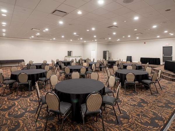 Spacious meeting room