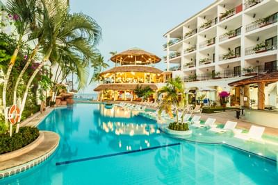 An Exterior view of the Hotel & pool at Playa Los Arcos