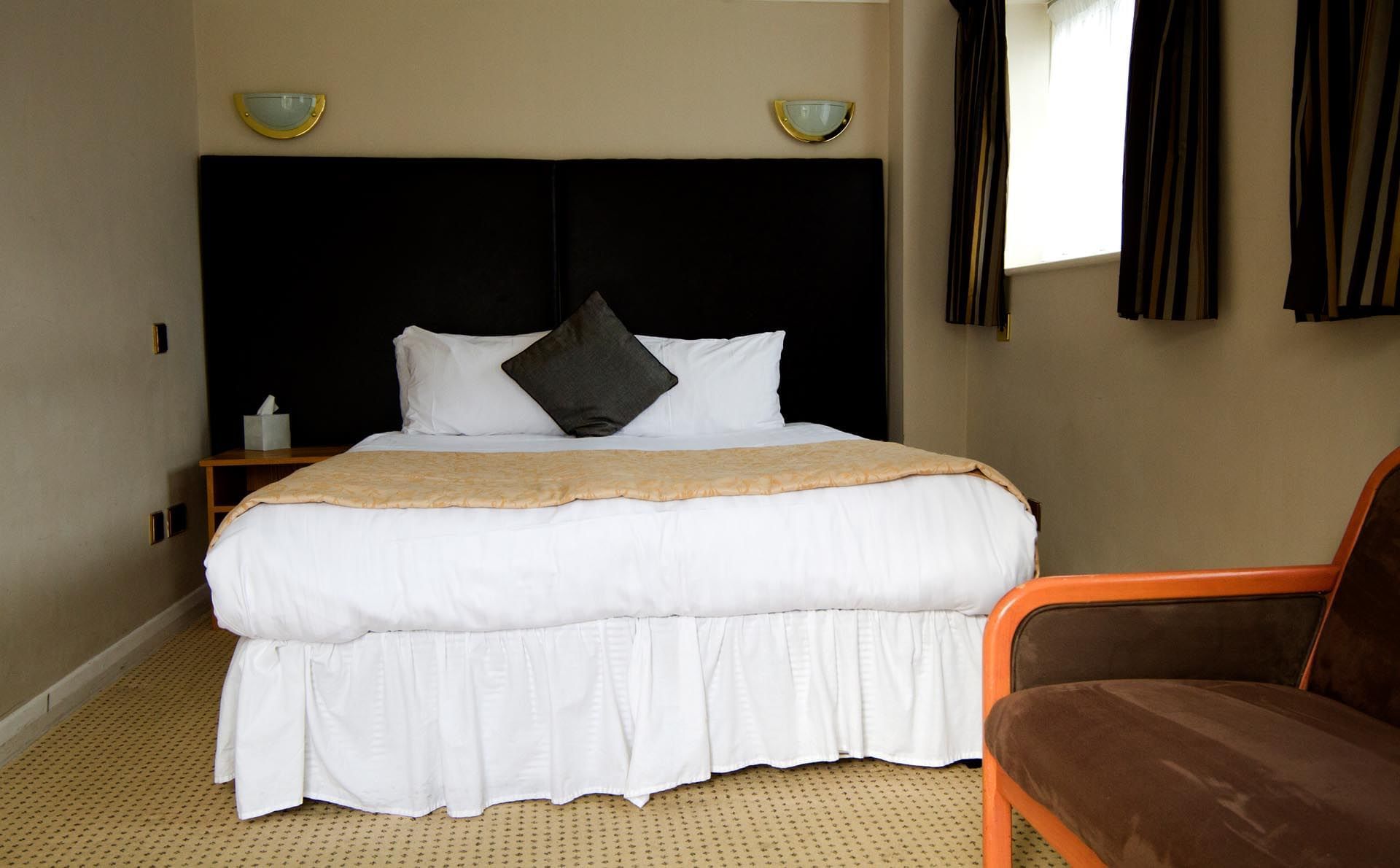 Standard Double Room at Barn Hotel Ruislip near London