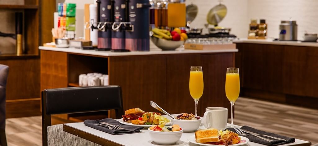 Coast Seattle Downtown Hotel by APA Executive Lounge