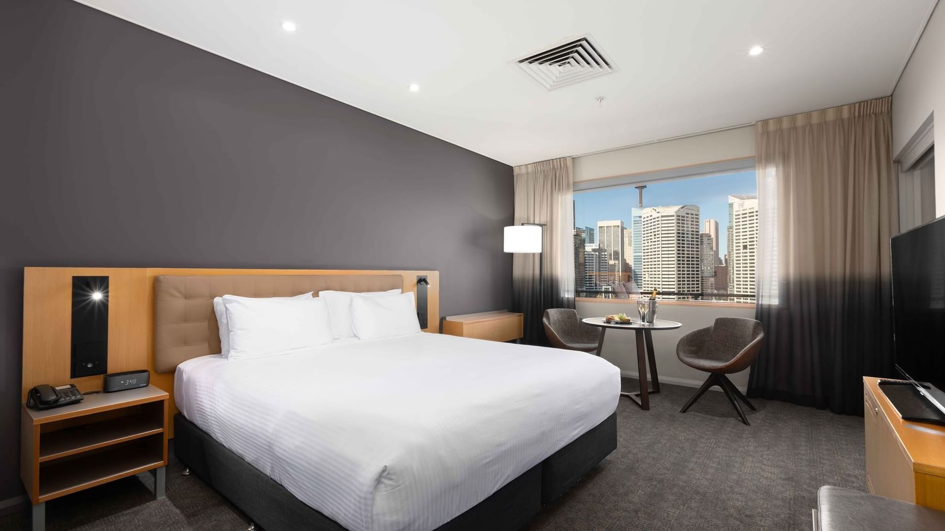 Novotel Sydney Darling Harbour Accommodation Room