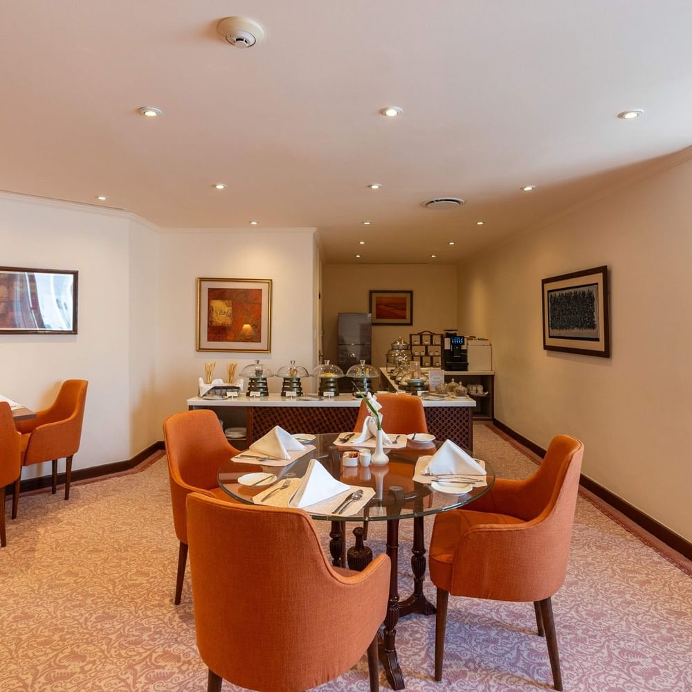 Premier Floor Lounge