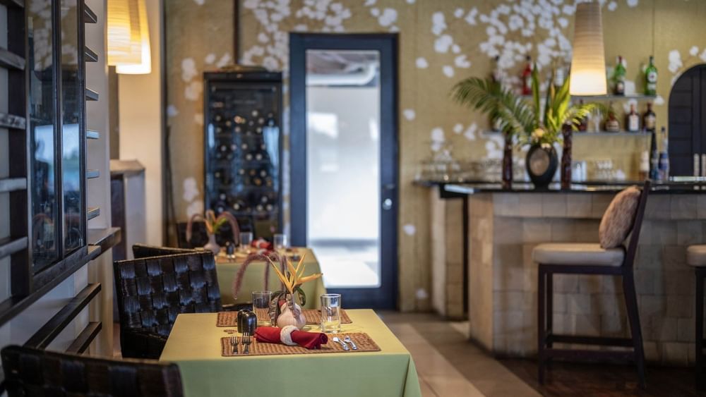 Set dining table in Wild Ginger Restaurant & Bar at warwick le lagon-vanuatu