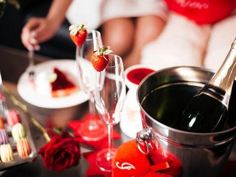 champagne and strawberries